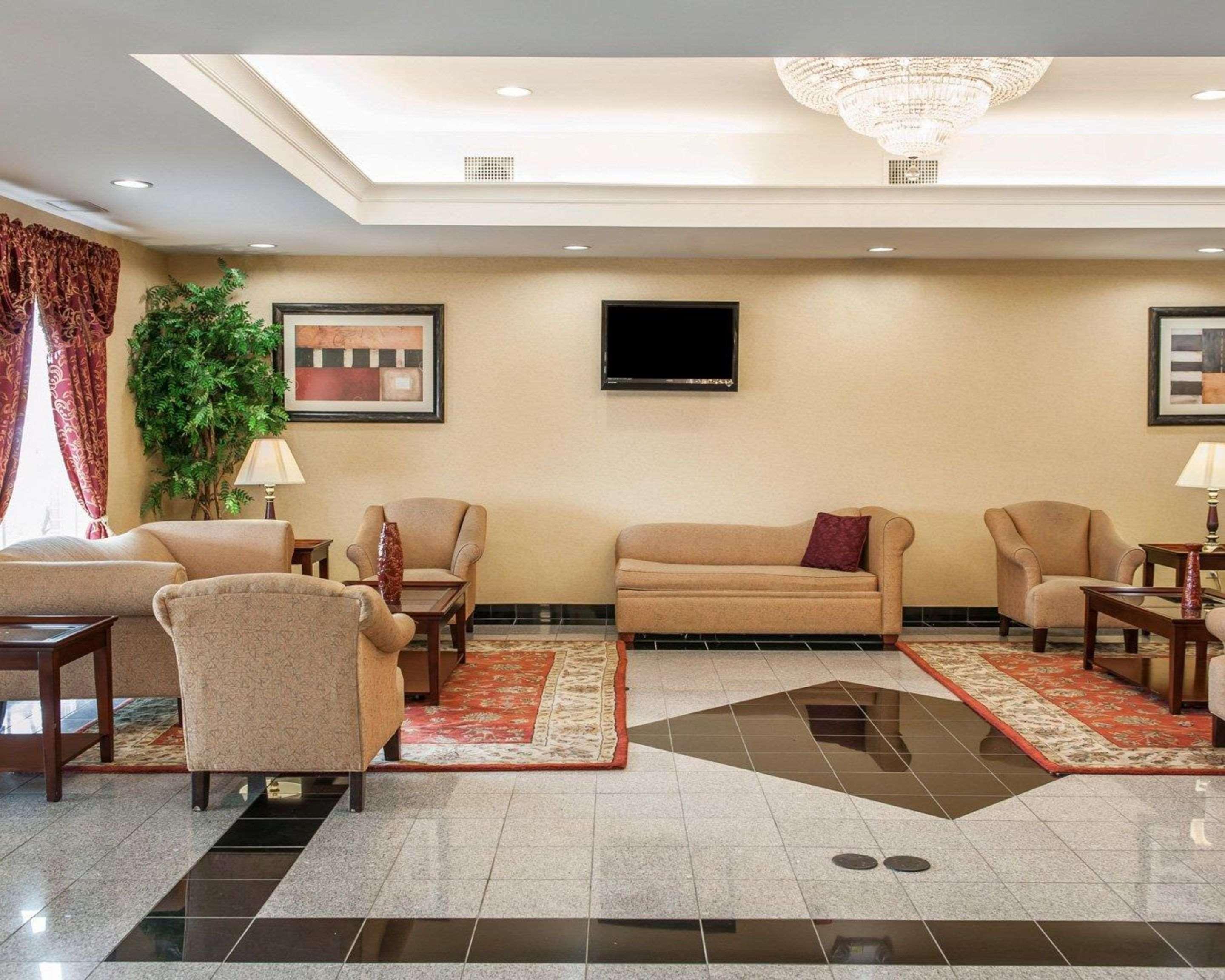 Comfort Suites Near Indianapolis Airport מראה חיצוני תמונה