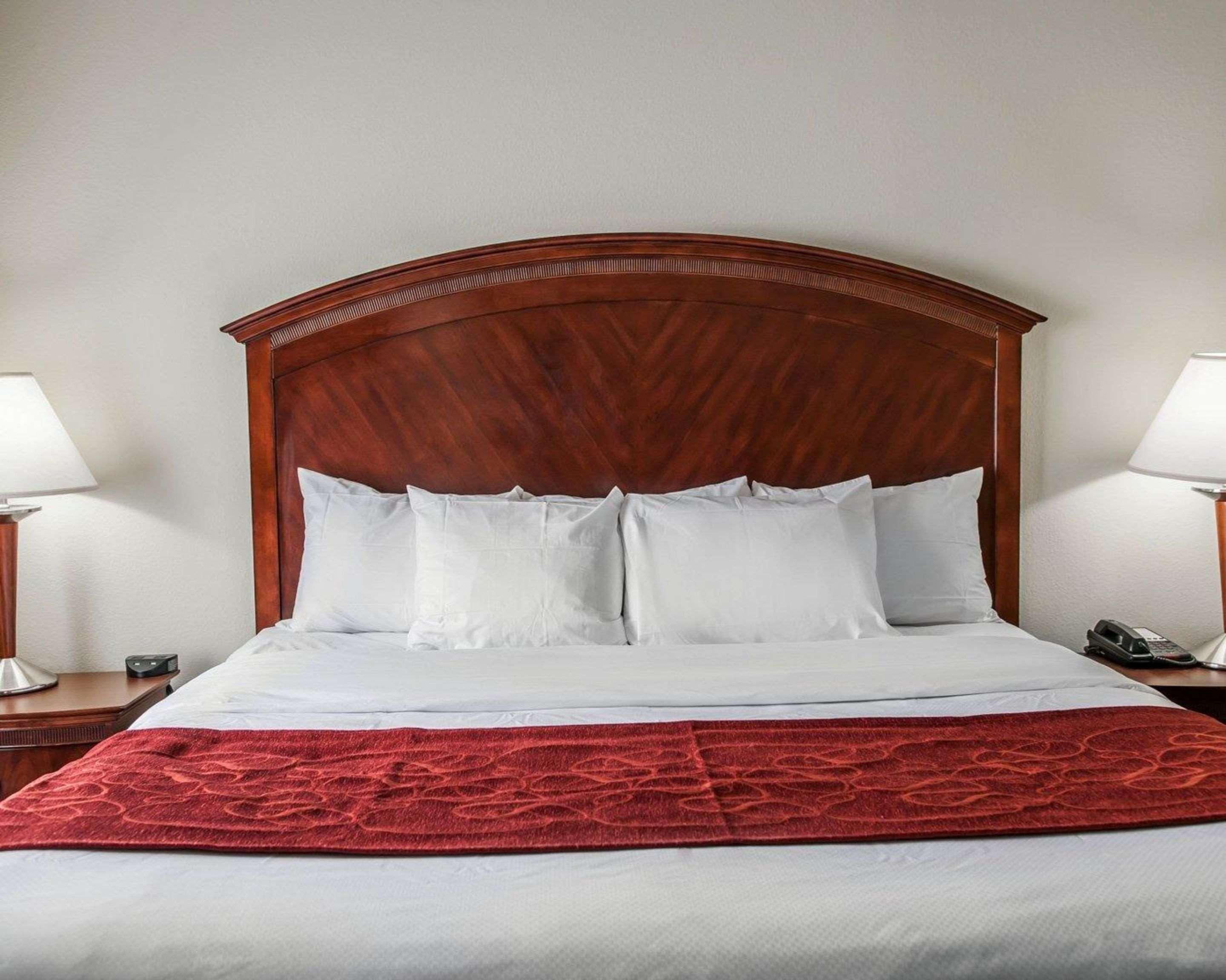 Comfort Suites Near Indianapolis Airport מראה חיצוני תמונה