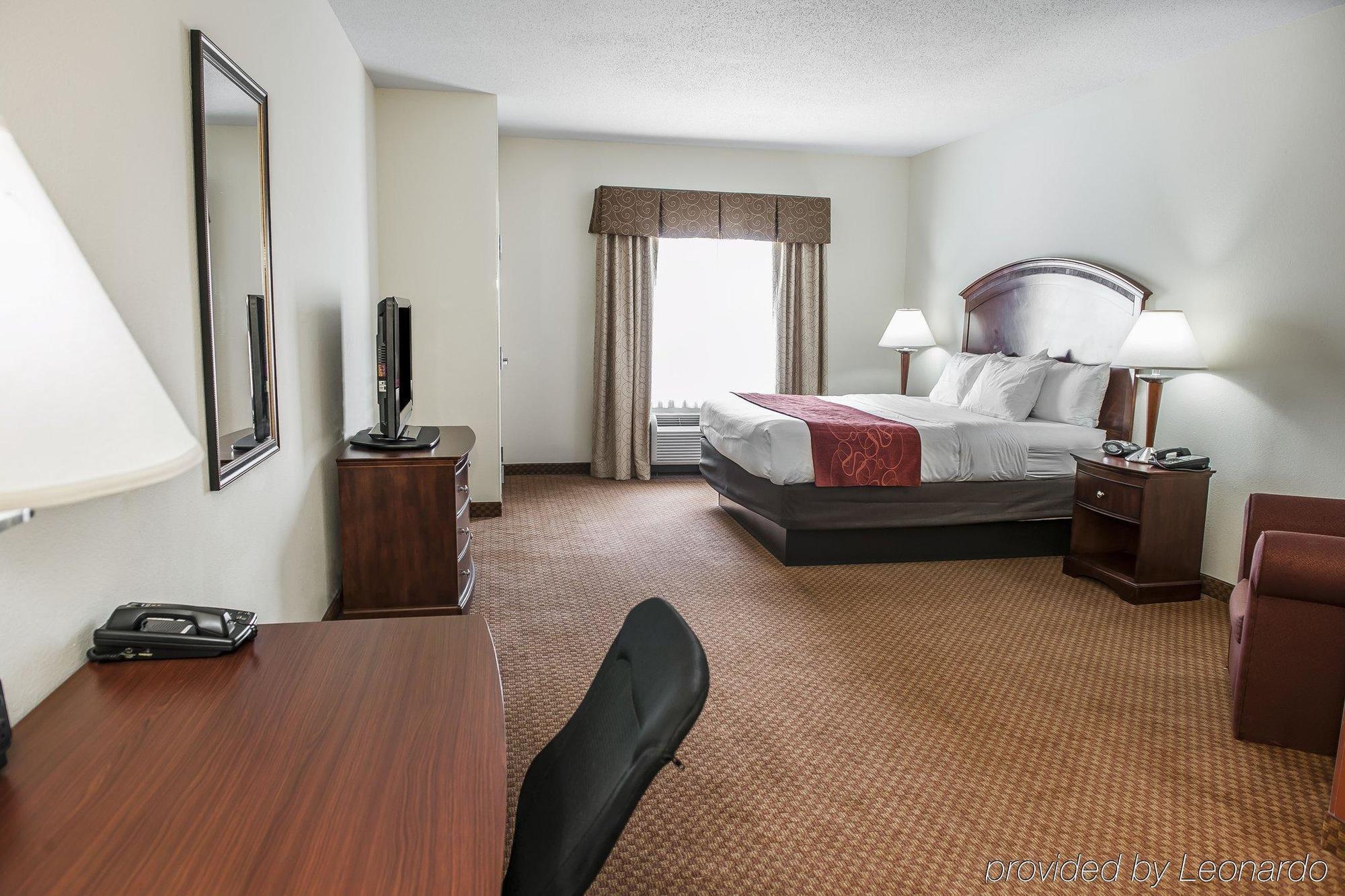 Comfort Suites Near Indianapolis Airport מראה חיצוני תמונה