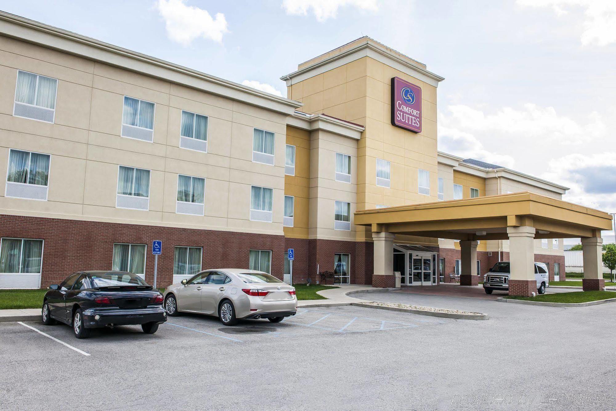 Comfort Suites Near Indianapolis Airport מראה חיצוני תמונה